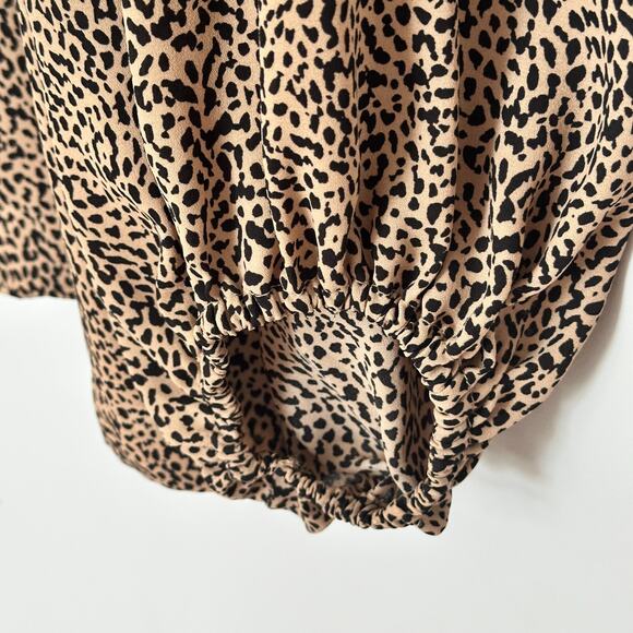 Loft Leopard Print Billow Sleeve Blouse Size Large Round Neck Button Pleated - Picture 4 of 10